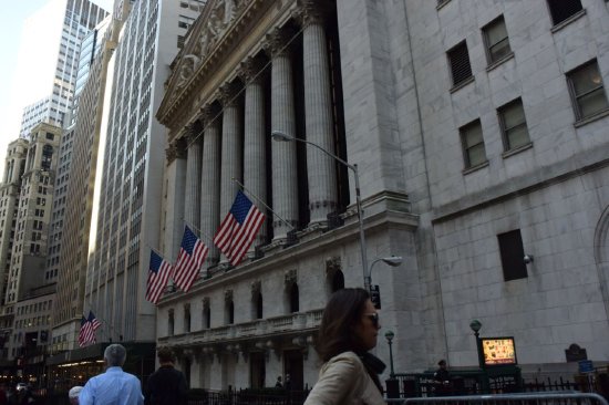 华尔街维持对2026年新兴市场前景的乐观展望