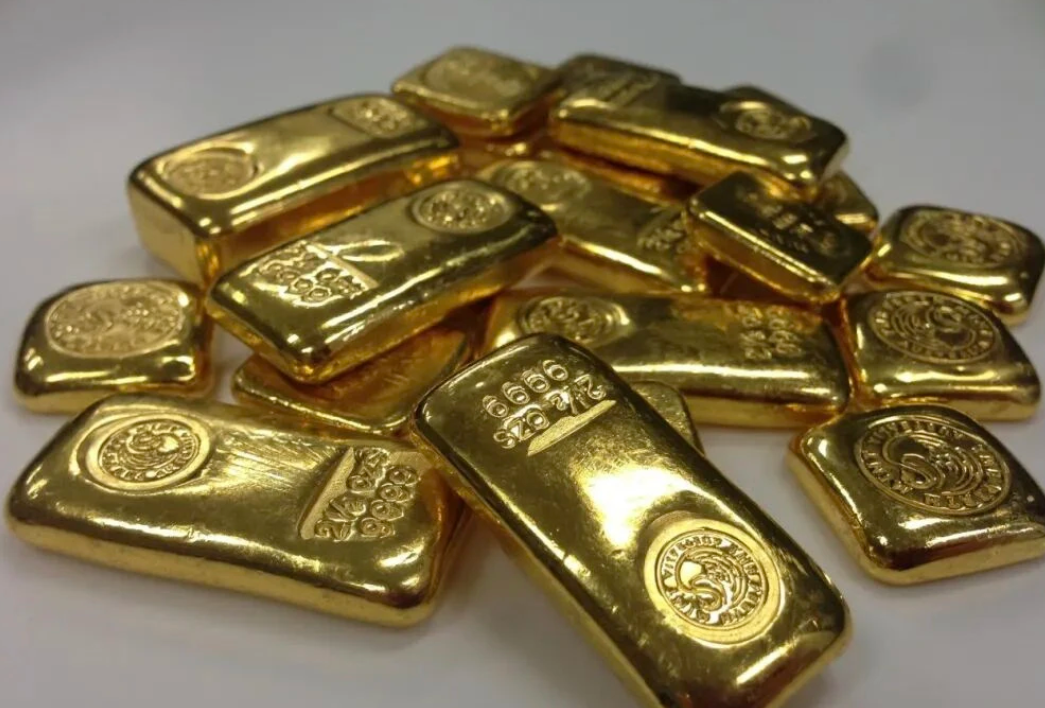 贵金属集体飙升 黄金白银双双刷新历史新高